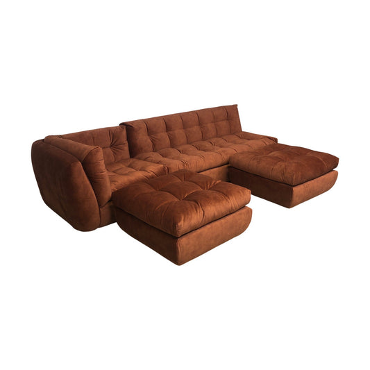 Troels sofagruppe fra A-Møbler, 2-seter med hjørnedel og 2 puffer