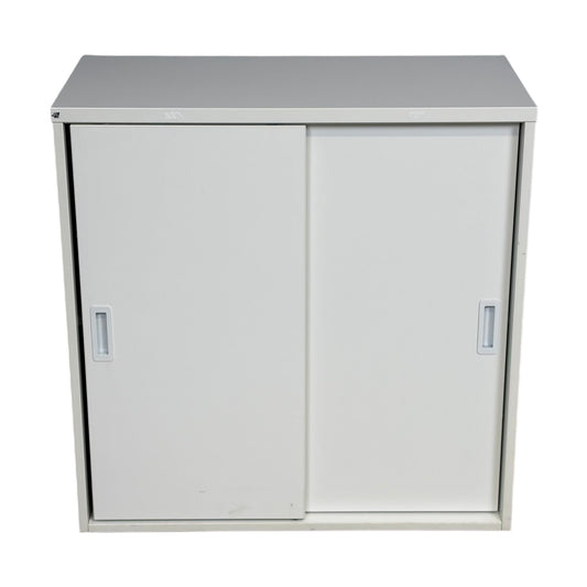 Skap fra AJ Produkter, skyvedør, hvit