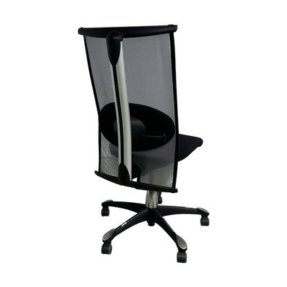 Communication møteromsstol fra HÅG, grå mesh-rygg