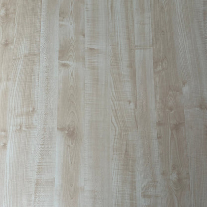 Zeta spisebord fra VAD, lys eik, 140x90 cm