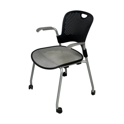 Caper møteromsstol fra Herman Miller, grå, på hjul