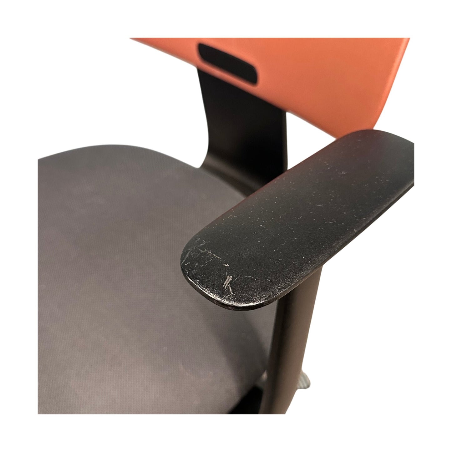 Tion 2140 møteromsstol fra HÅG, svart og rød