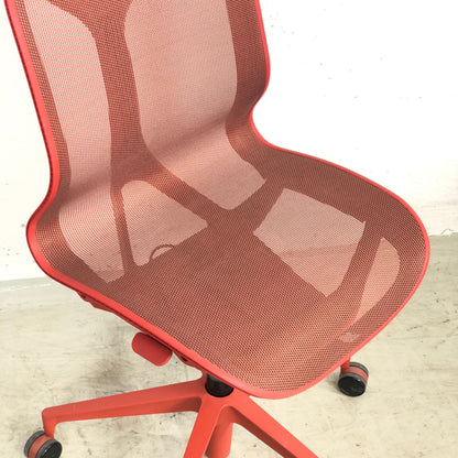 Cosm kontorstol fra Herman Miller, Canyon rød