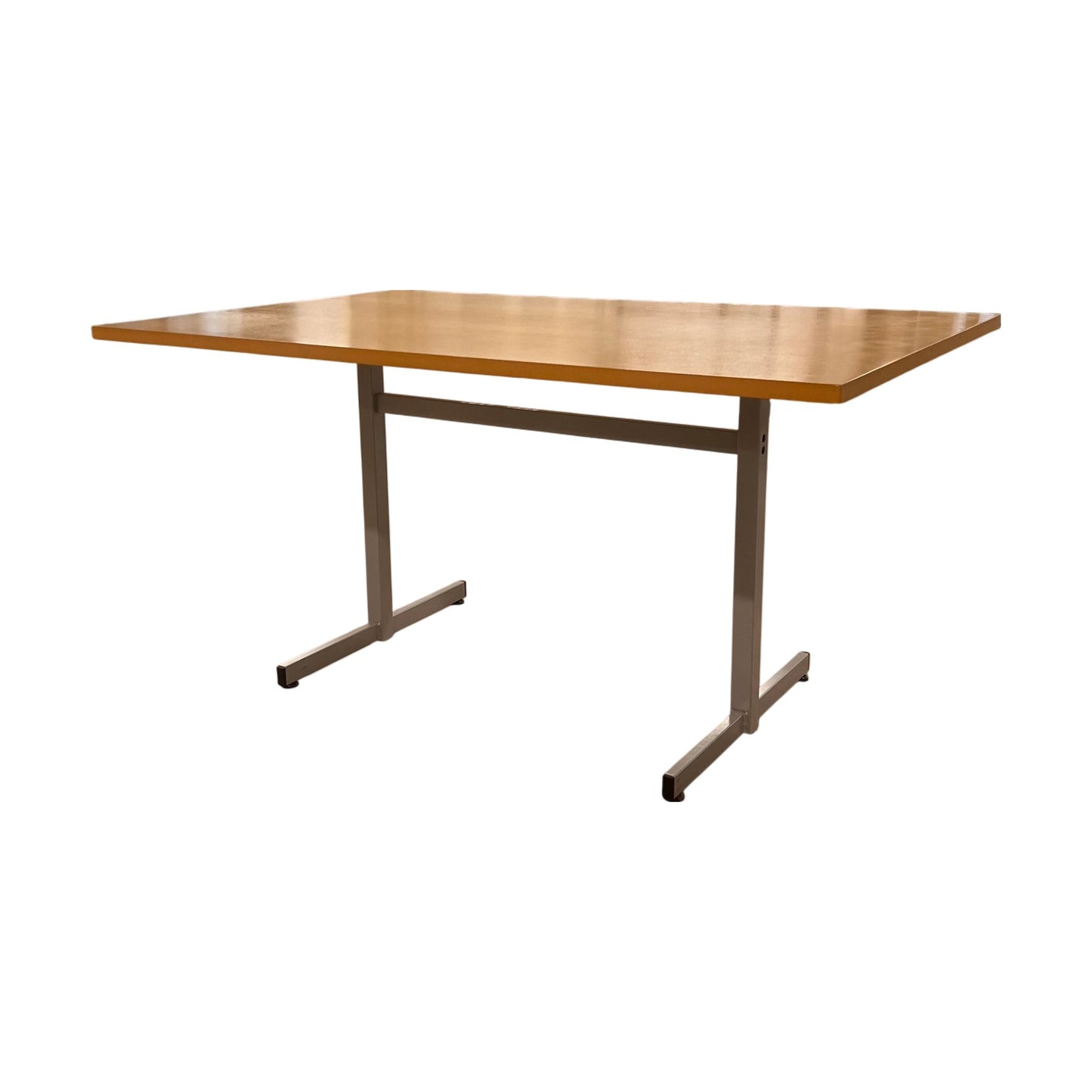 Skrivebord, 140 x 90 cm, trefarget