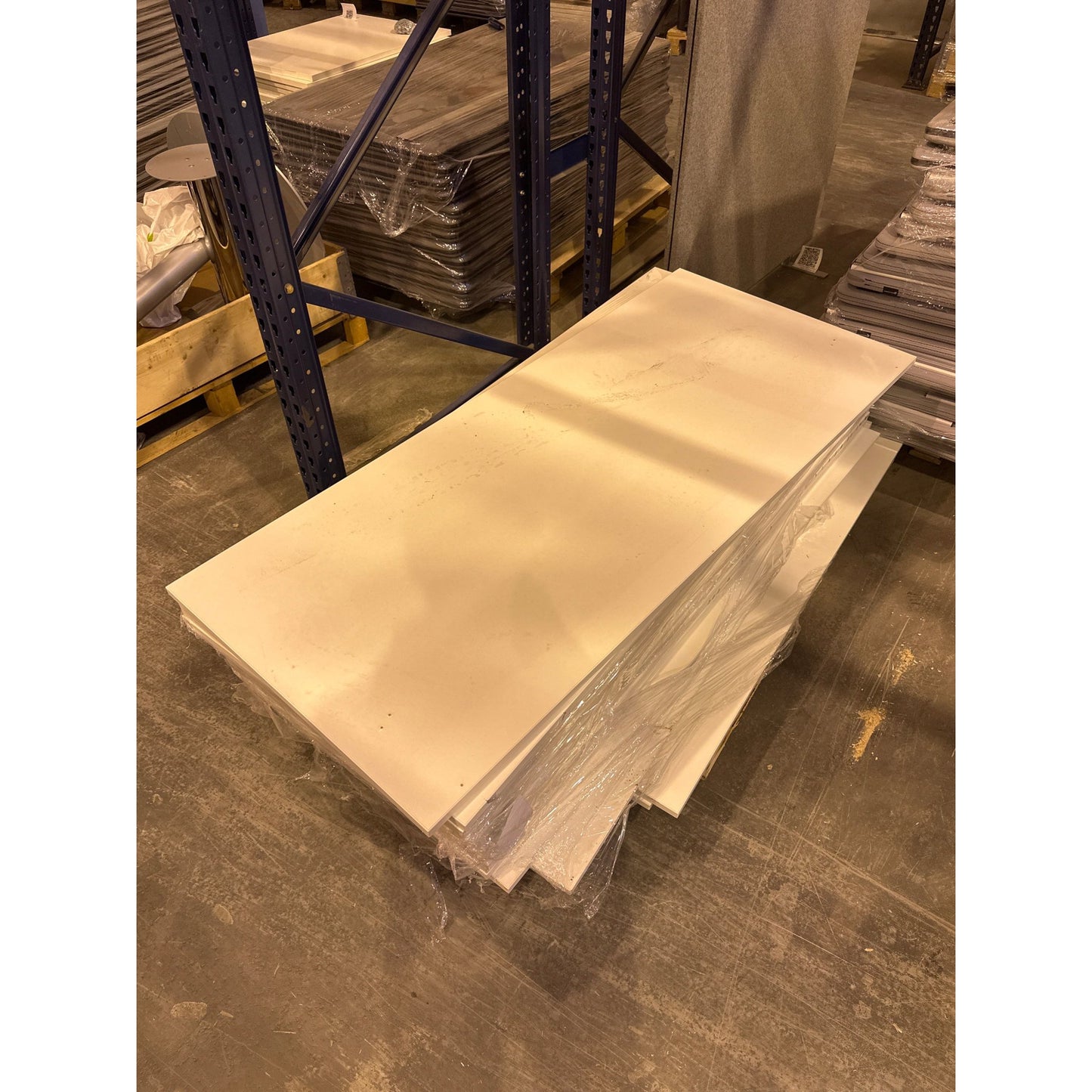 (150x65) Secundo skrivebord i hvit