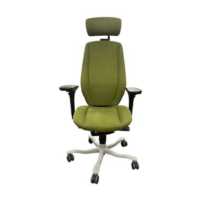Kontorstol fra Kinnarps, modell 9000, mosegrønn