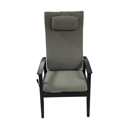 Nexus lenestol fra VAD, sortlakkert, høy rygg