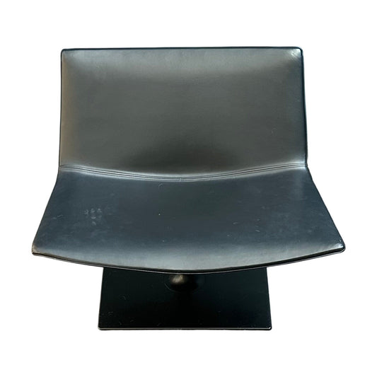 Lenestol fra Arper Catifa 80, skinn, moderne design