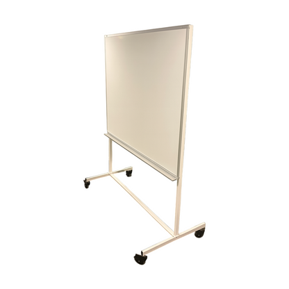 Hvitt whiteboard med låsbare hjul, 197x150 cm