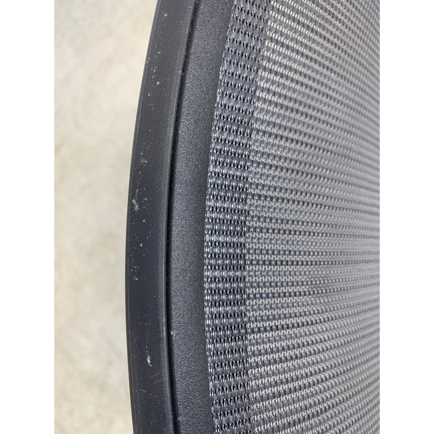 Aeron fra Herman Miller i Graphite, type B