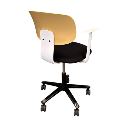 Tion møteromsstol fra HÅG, svart og gul