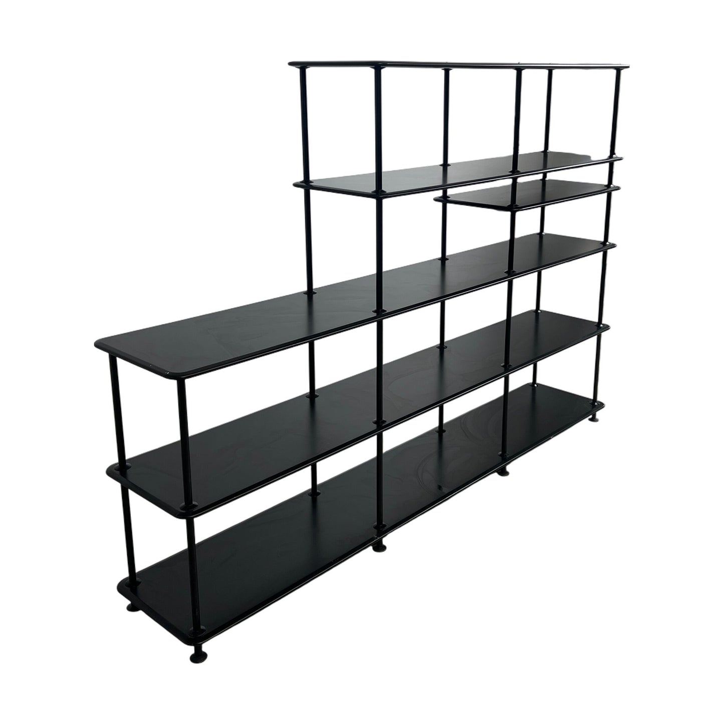 Sort Montana hyllereol i metall