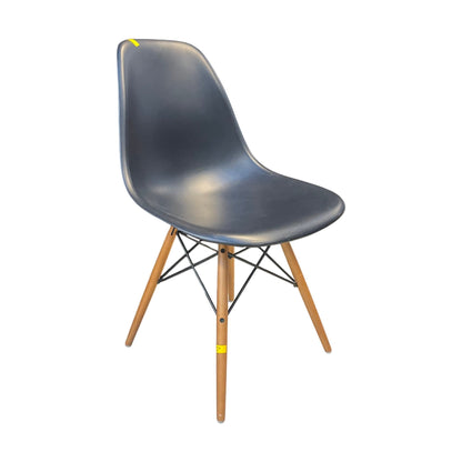 Eames møteromsstol fra Vitra, god tilstand