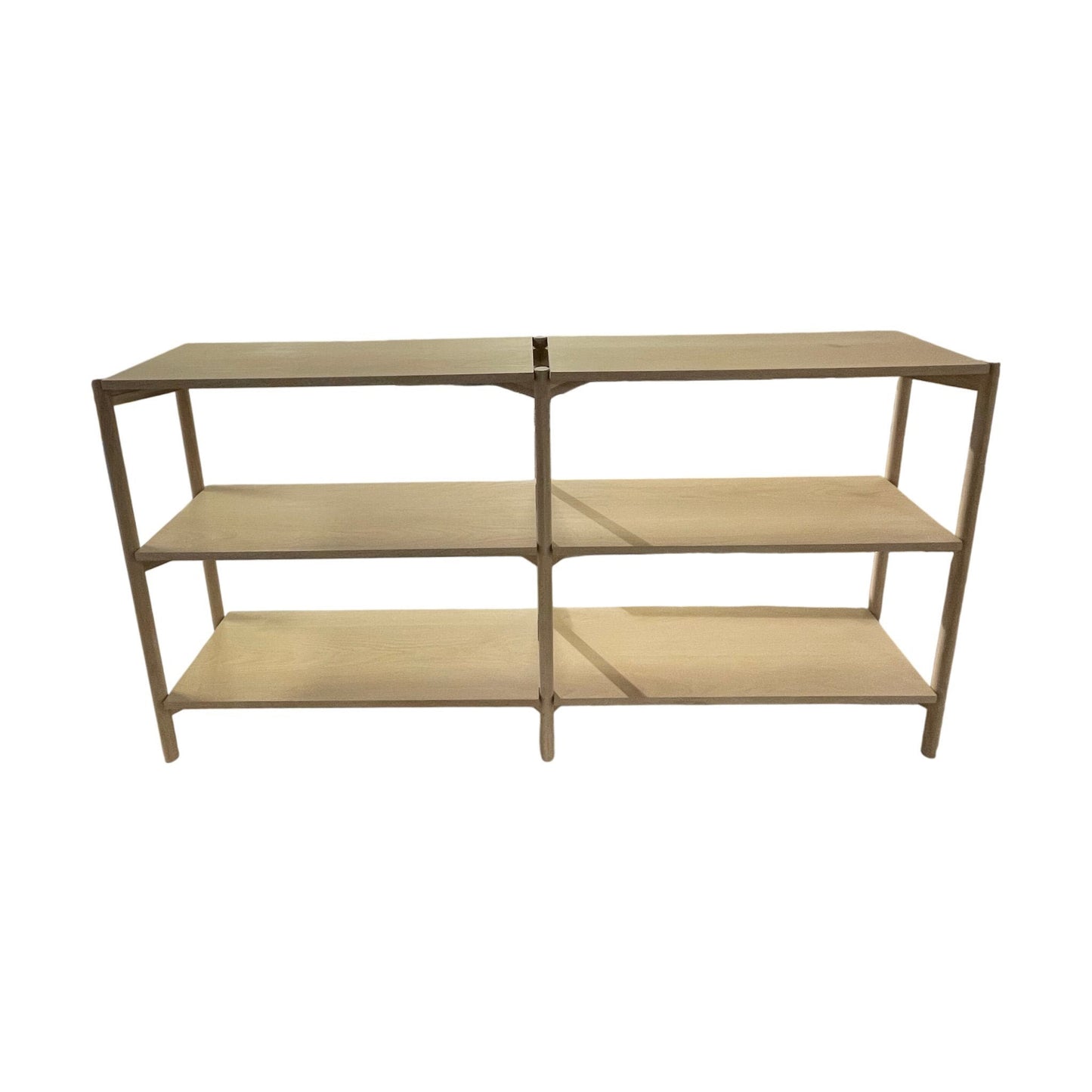 Oxford hylle fra A-Møbler, hvitoljet eik, 169x30x88,5 cm