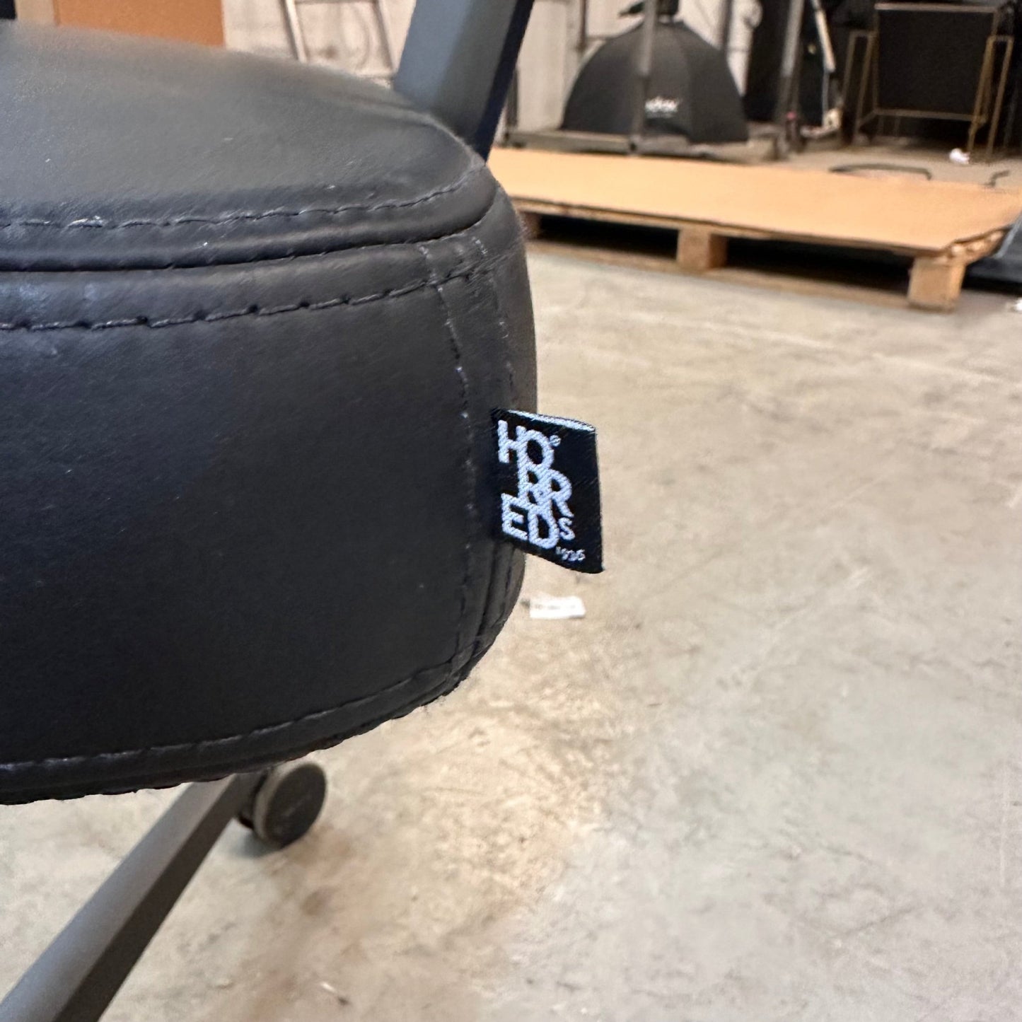 Grand kontorstol fra Horreds, svart