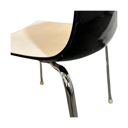 Arper Catifa 46 møteromsstol, hvit, stålramme