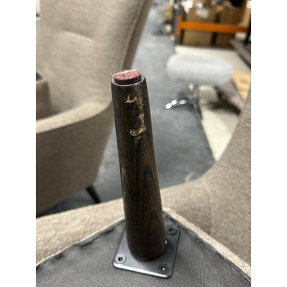 Chico lenestol fra A-Møbler, tekstil, m/krakk