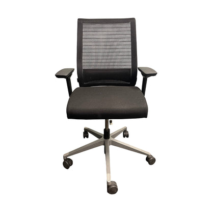 Think kontorstol fra Steelcase, svart