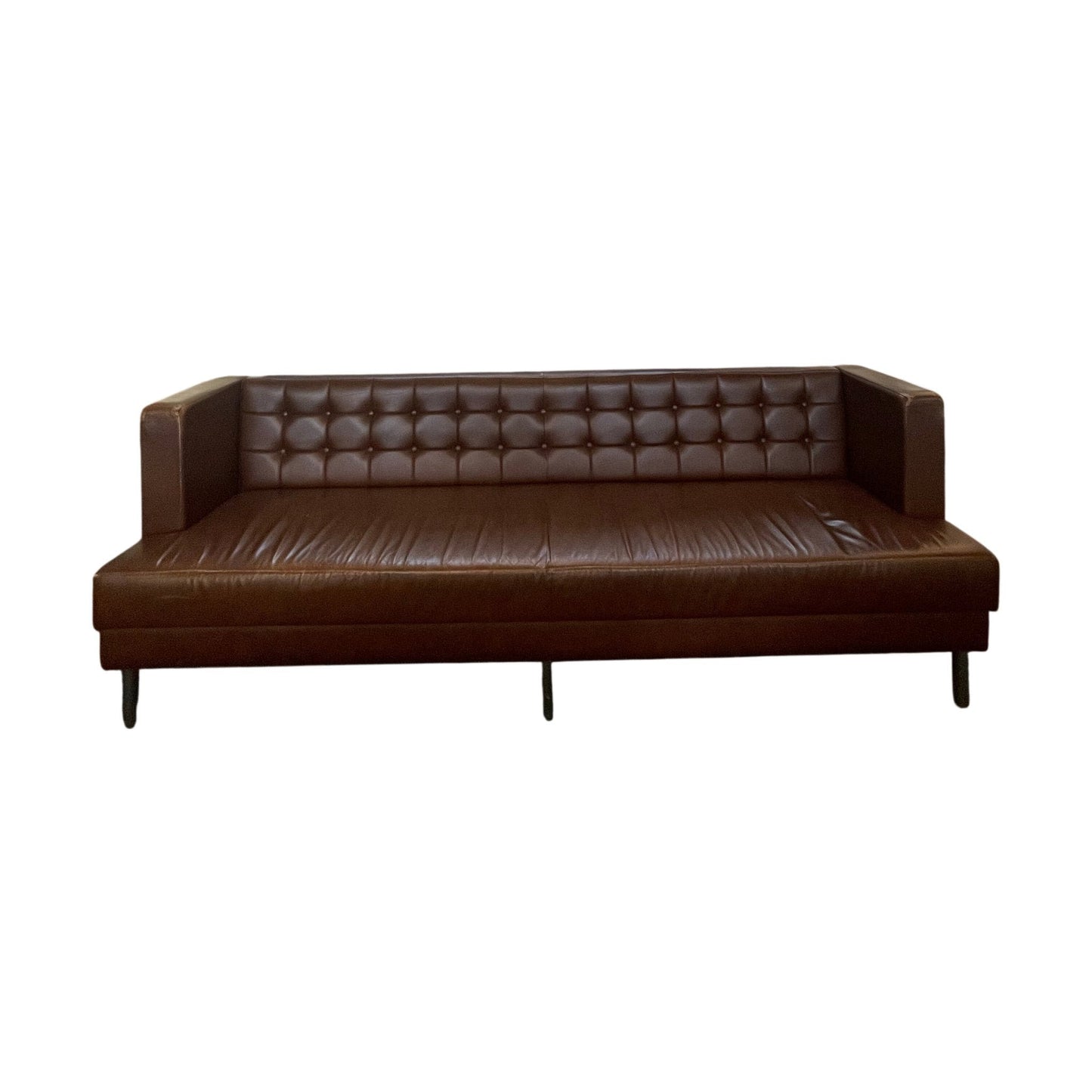 Bred loungesofa fra Satelliet