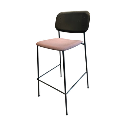 Soft edge 95 barstol fra HAY, lilla, 75 cm høy