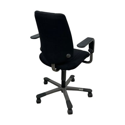 Kontorstol fra HÅG, modell Credo, sort