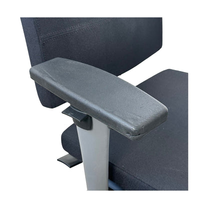 Kontorstol fra ISKU, Slim, svart