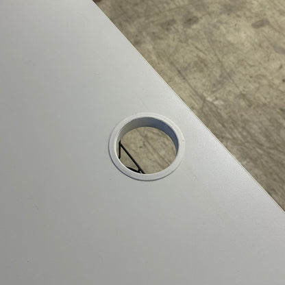 120x80 elektrisk hev/senk skrivebord, hvit laminat,