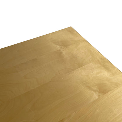 Skrivebord fra Kinnarps, el hev/senk, 180cm