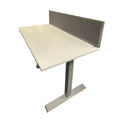 Elektrisk hev/senk skrivebord fra Kinnarps, hvit laminat, 160x80 cm