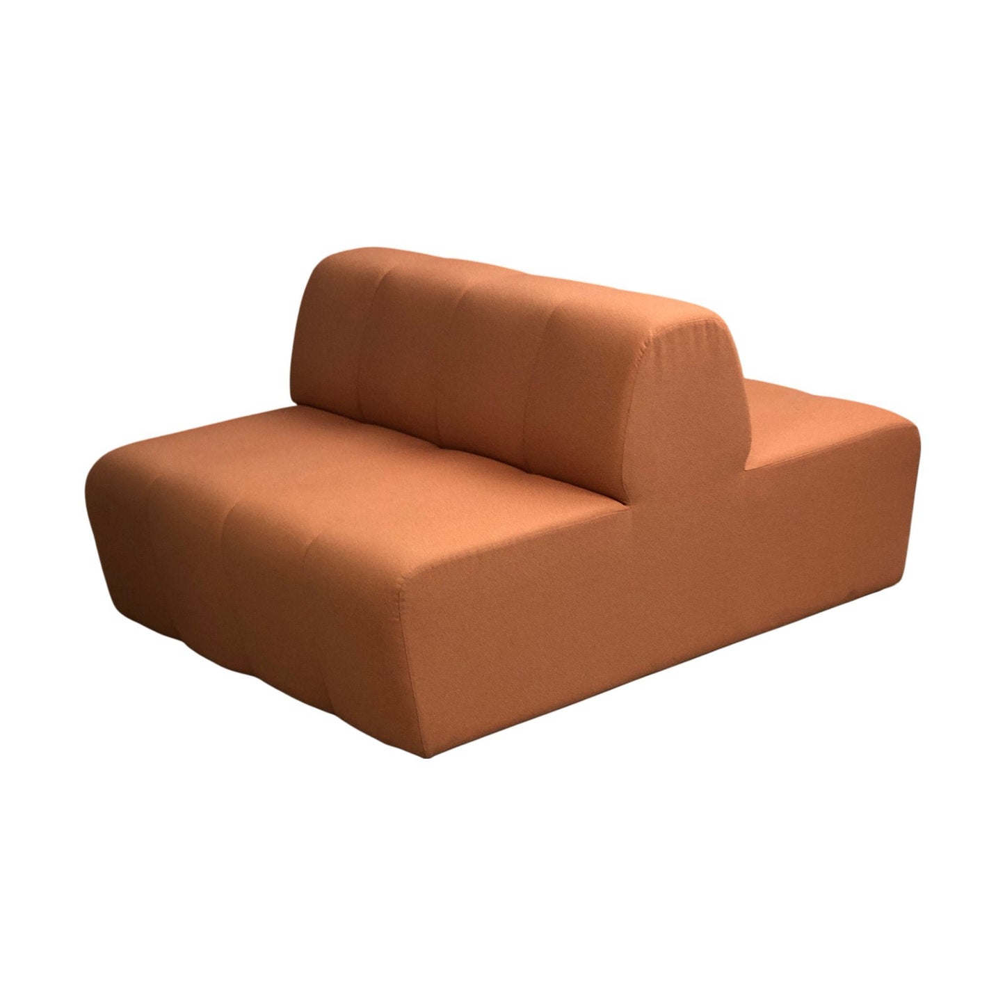 Lago 2-seter sofa fra VAD i oransje