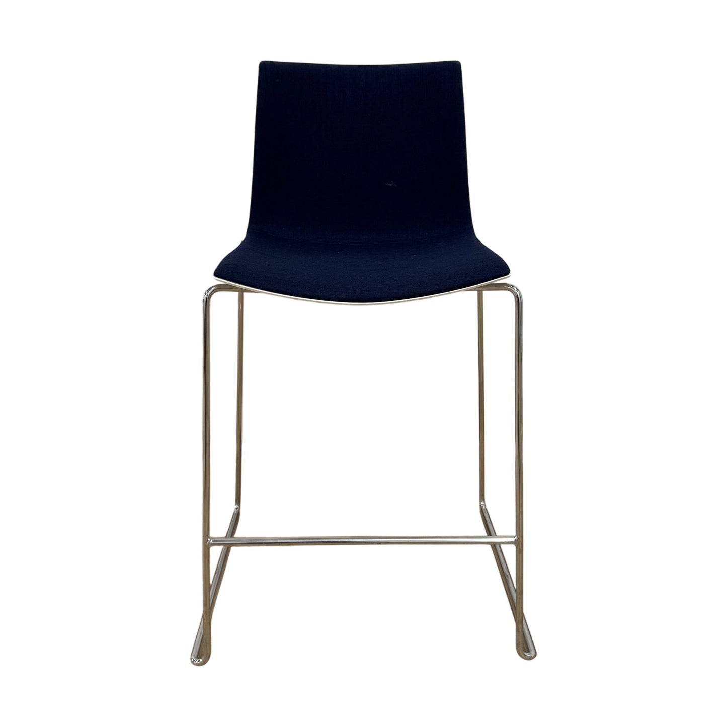 Catifa 46 barstol fra Arper