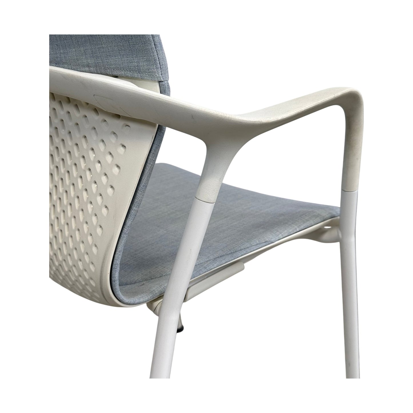 Keyn møteromsstol fra Herman Miller, 4-ben, full polstring, med armlener