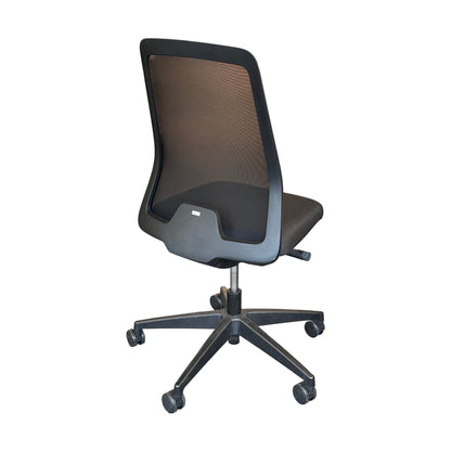 Kontorstol fra Interstuhl, svart