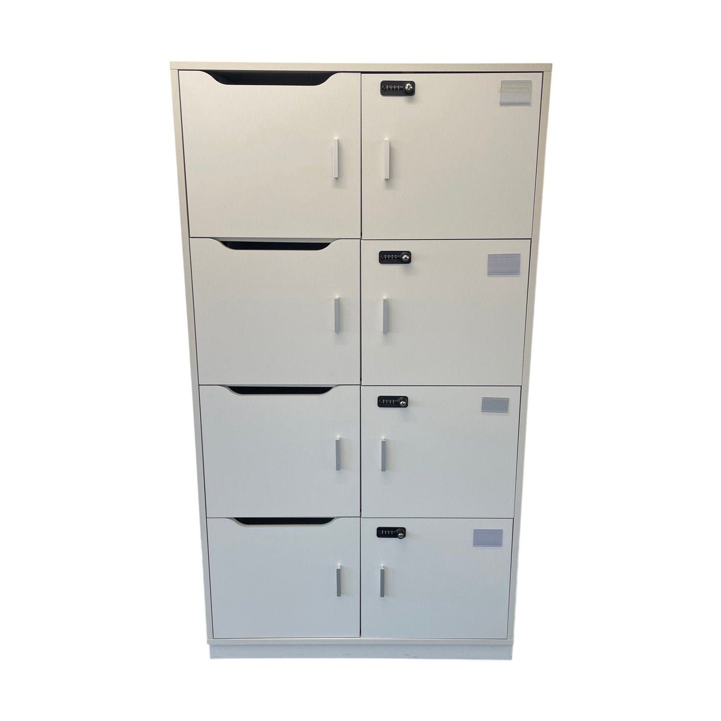 Låseskap i hvit fra Lehmann, 6 rom, 166 cm høy