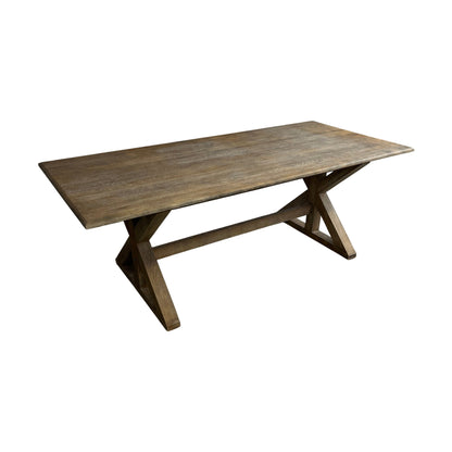 Retro spisebord i naturlig tre