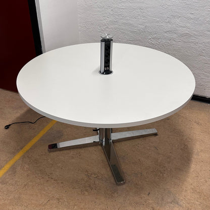 Møtebord fra Materia, hvit, Ø135 kom