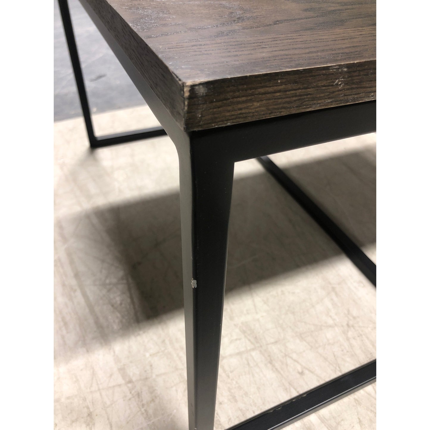 Metro settbord fra A-Møbler, røkpigmentert eik, 80x80 cm