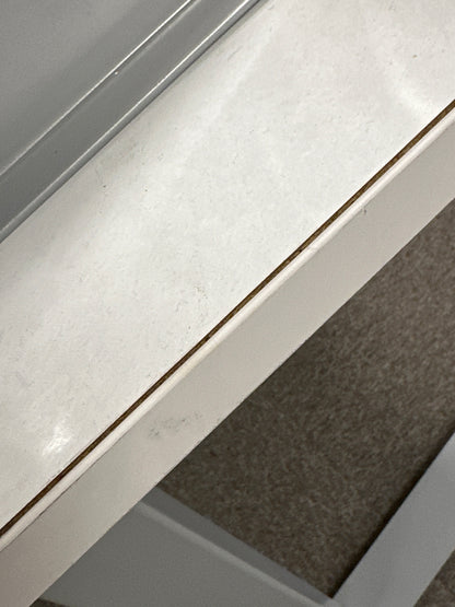 Skrivebord i hvit, 160cm