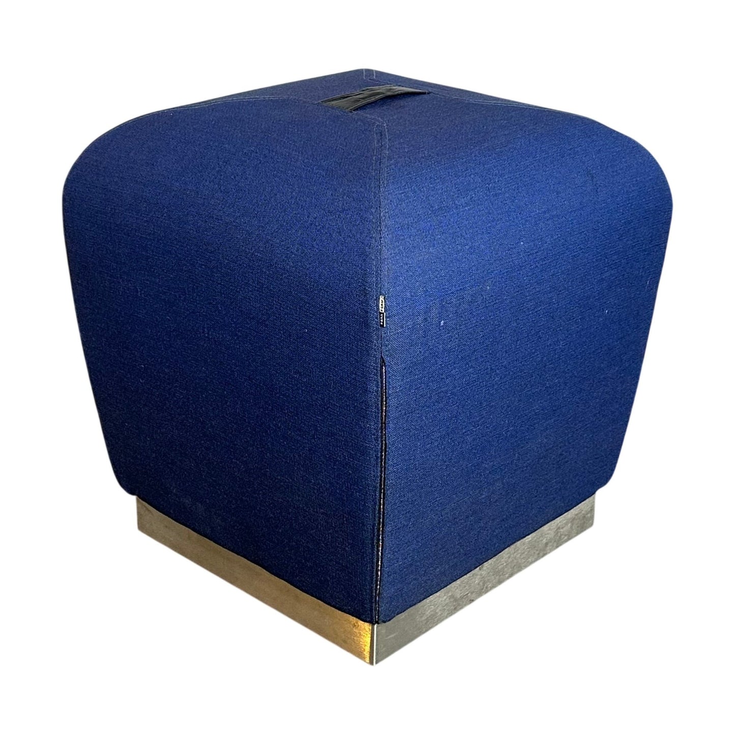 Misto puff fra ForaForm, mørk blå, 40x40x43 cm