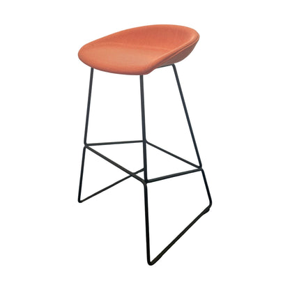 About a stool barstol fra HAY, lakserosa, 88 cm høy