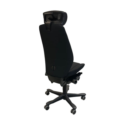 Kontorstol fra Kinnarps Synchrone 9000, sort