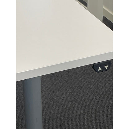 Elektrisk hev/senk skrivebord, hvit laminat, 160x80 cm