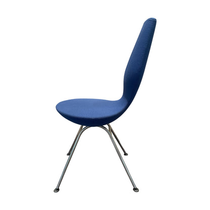 Varier møteromsstol fra Stokke, blå