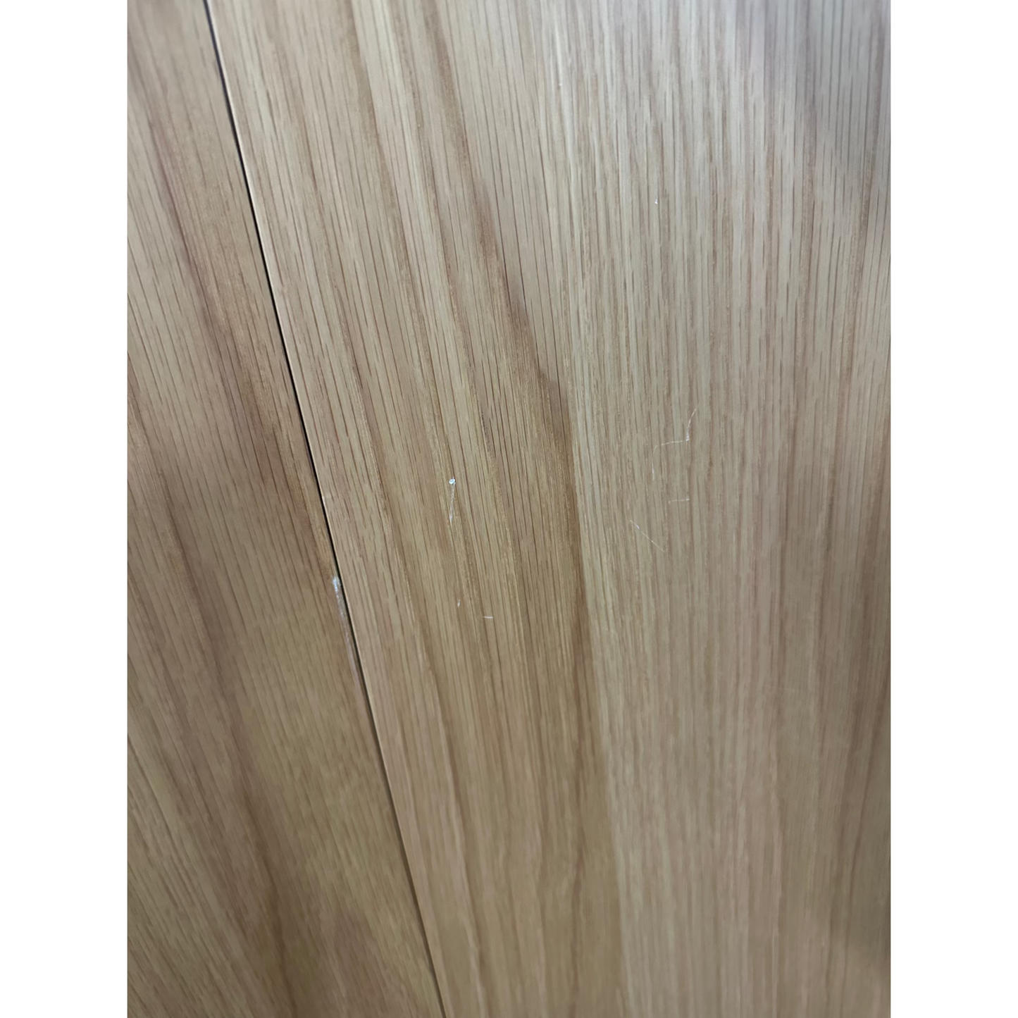 Montreux spisebord fra A-Møbler, 115/154 cm, matt eik