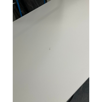 Helhvitt elektrisk hev/senk skrivebord fra Linak, 120x70 cm