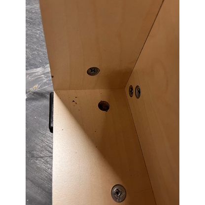 Skap QBUS, låsbare skyvedører m/håndtak, 4 hyller, sokkel, H2020 B800 D400 mm, bjørk