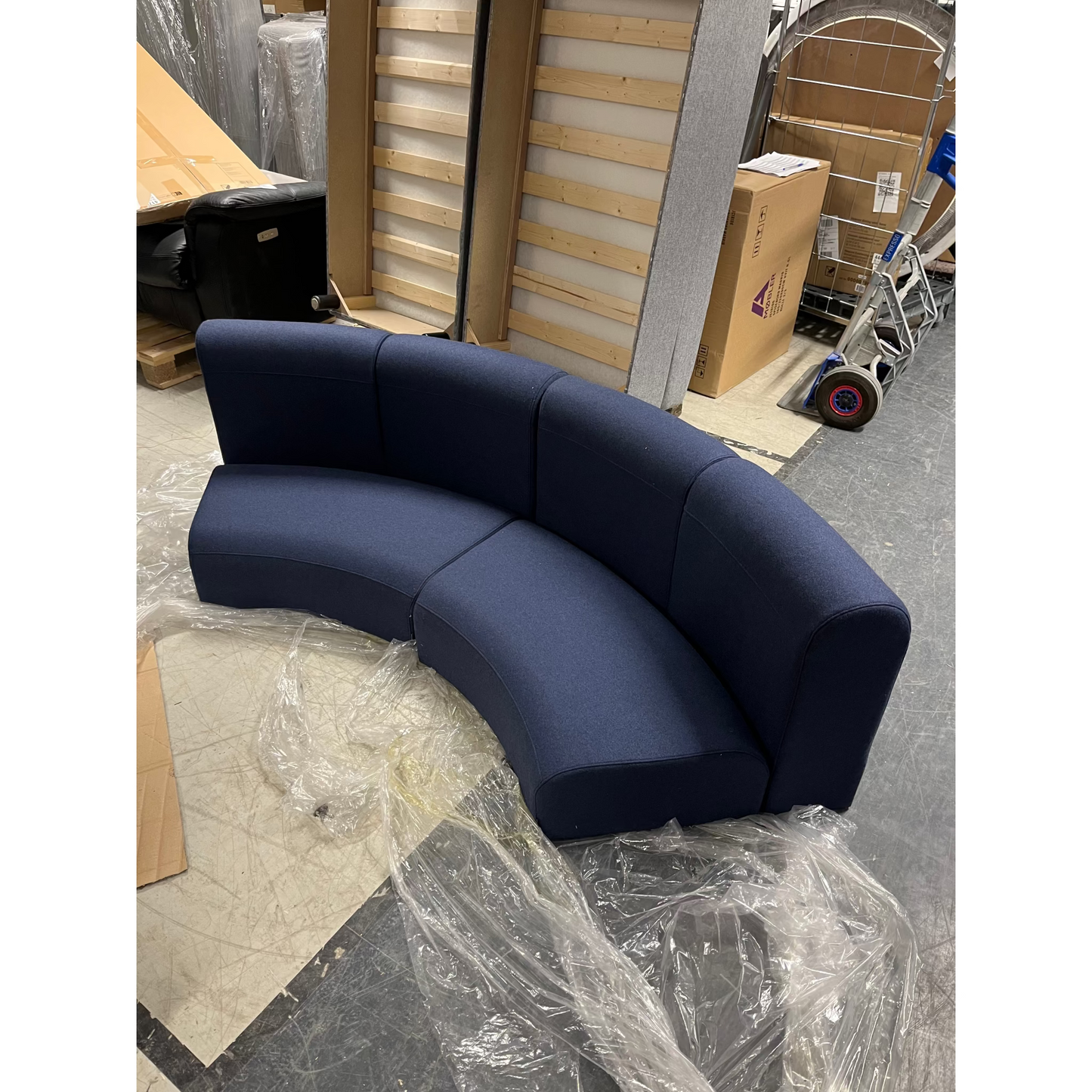 Sofa VARIETY, halvsirkel, KUN 2 STK MODULER, stoff Pod CS, marineblå fra AJ Produkter