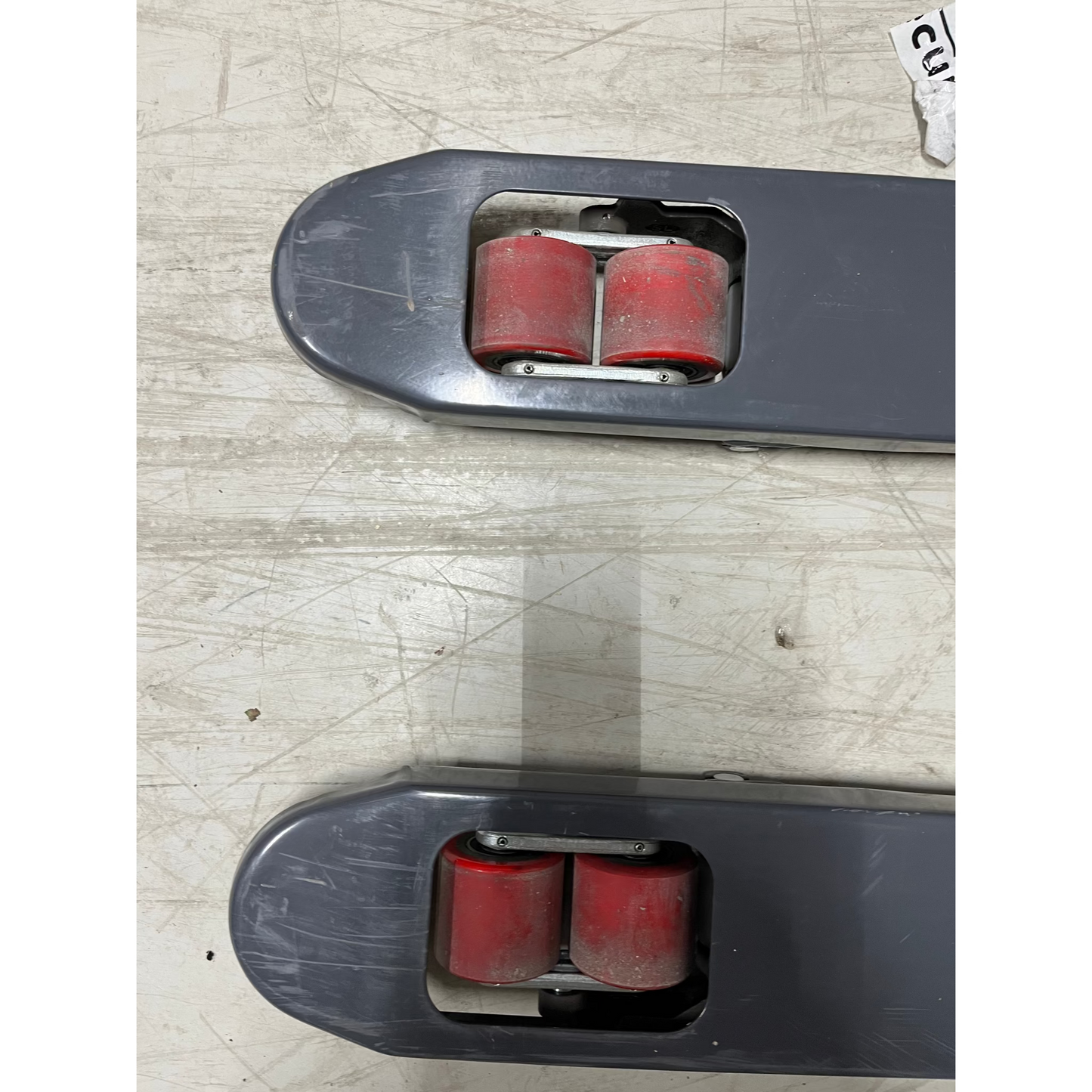 Jekketralle BOOST med hurtigløft, 2500 kg, 800 mm, boggie/polyuretan, grå fra AJ Produkter