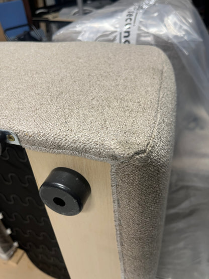 Juno Modulsofa åpen ende høyre beige 2-seter sofa fra Kid, slitesterkt tekstil