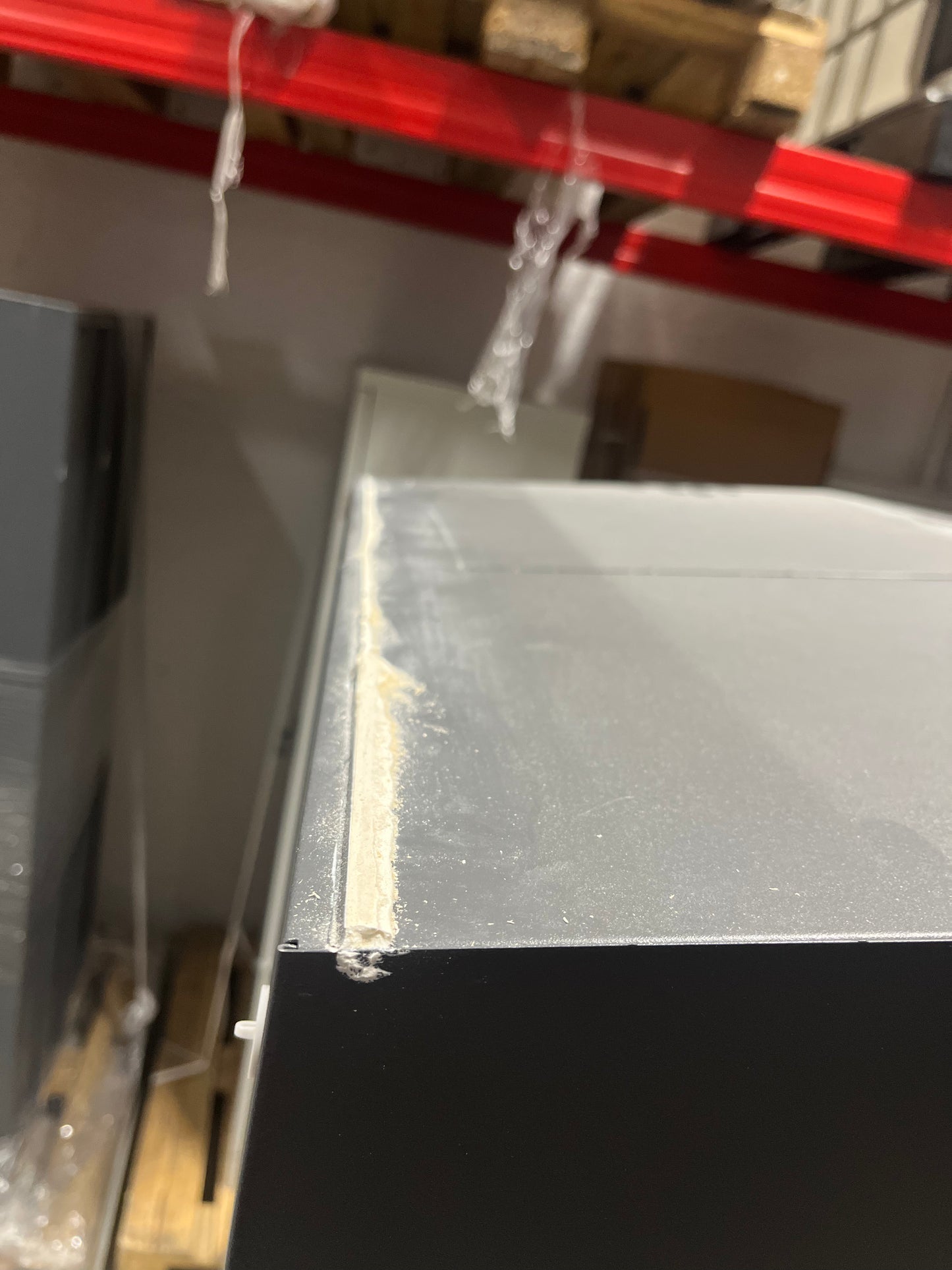 Garderobeskap CREATE SIGN, 2 seksjoner, mørk grå, UTEN bein